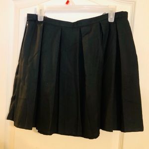 Hot Topic - Black Skirt - Size Medium- NWT,